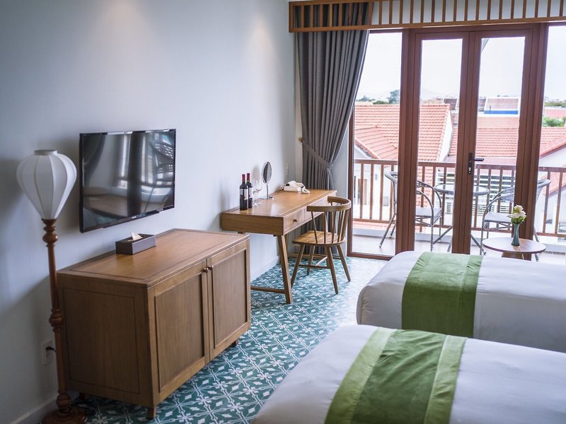 Vinh Hung Old Town Hotel 16