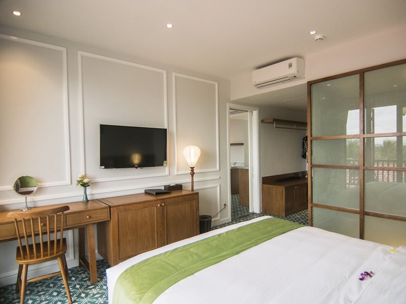 Vinh Hung Old Town Hotel 21