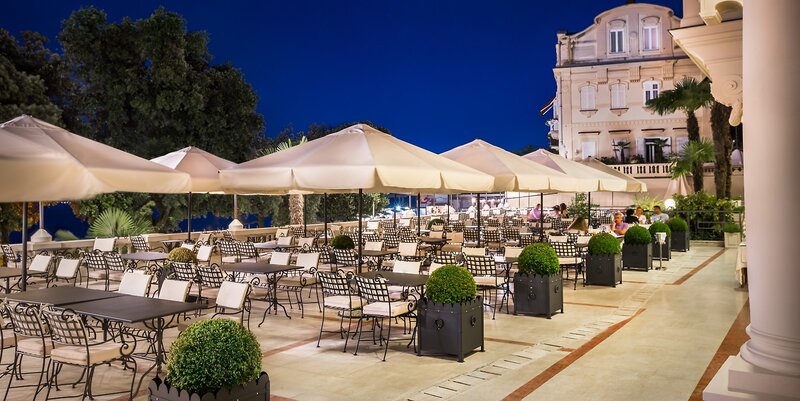 Hotel Palace Bellevue 7