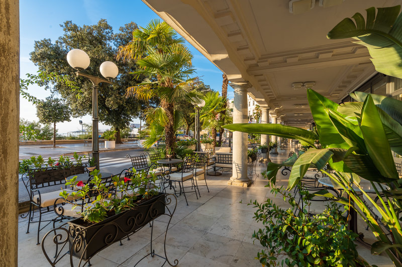 Hotel Palace Bellevue 5