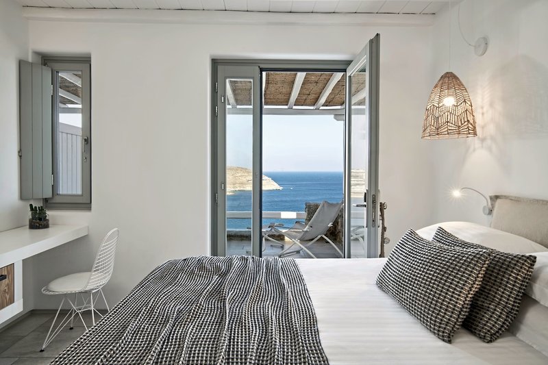 Mykonos Bliss 2