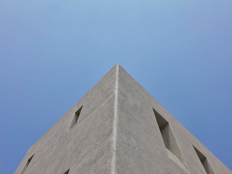 Aeon Suites 4