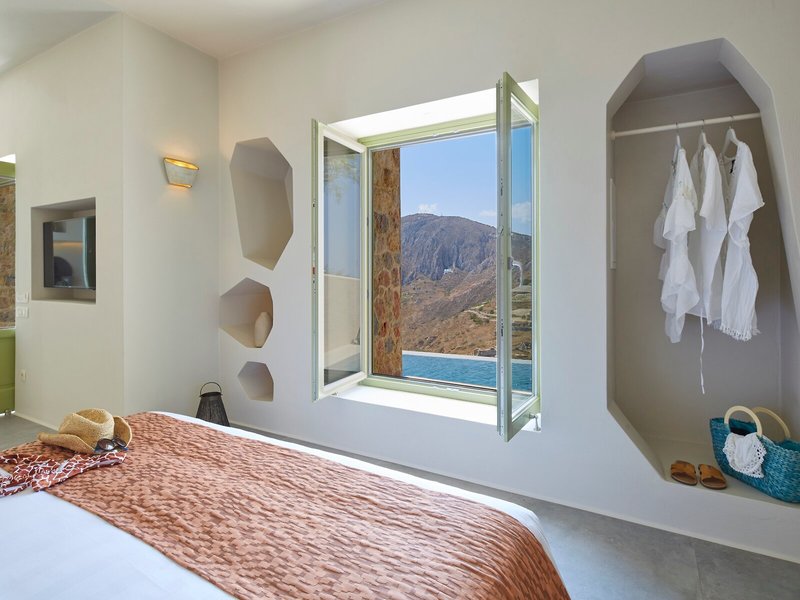 Aeon Suites 48
