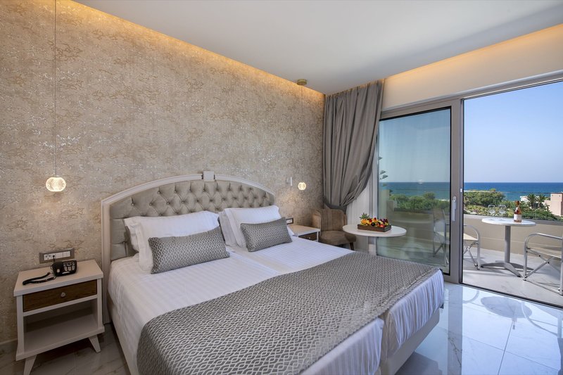 Vantaris Luxury Beach Resort 3