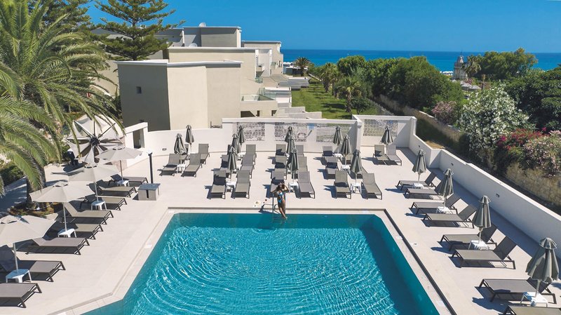 Vantaris Luxury Beach Resort 5