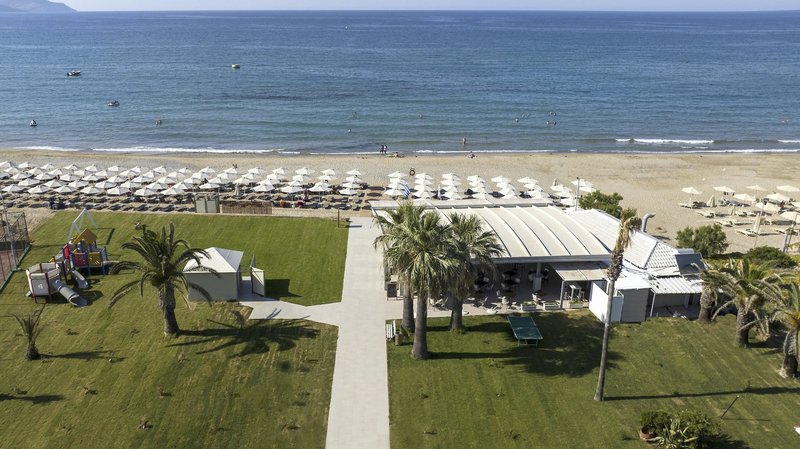 Vantaris Luxury Beach Resort 6