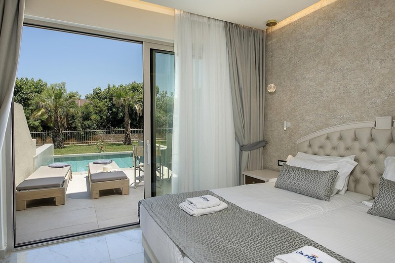 Vantaris Luxury Beach Resort 23