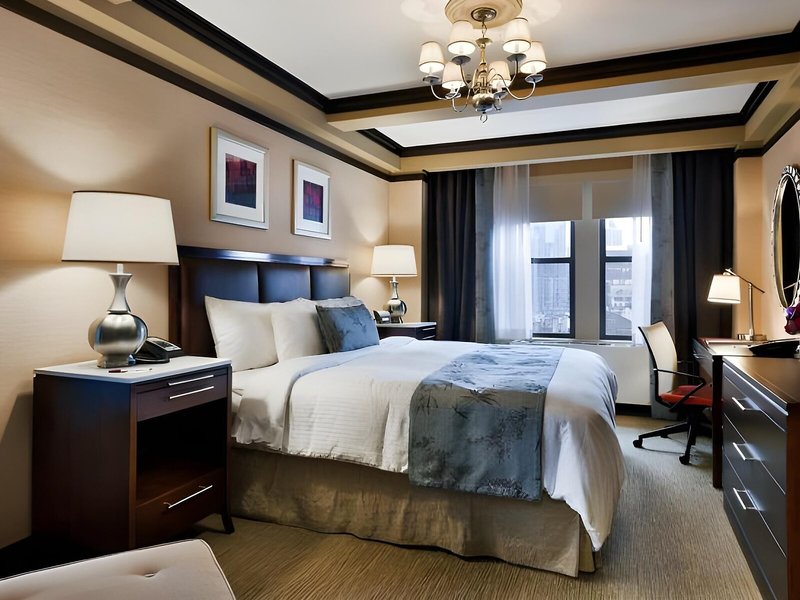 The Belvedere Hotel 16