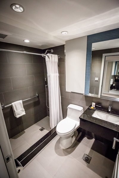 The Belvedere Hotel 27