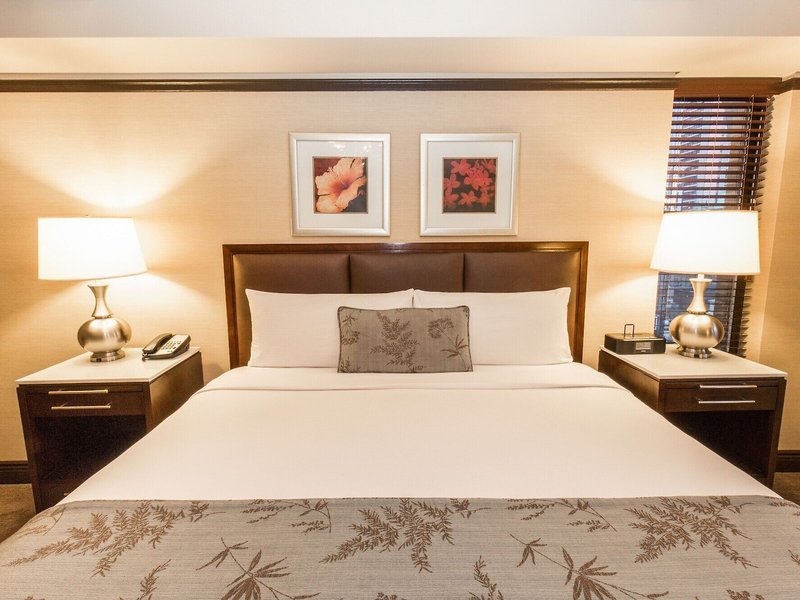 The Belvedere Hotel 29