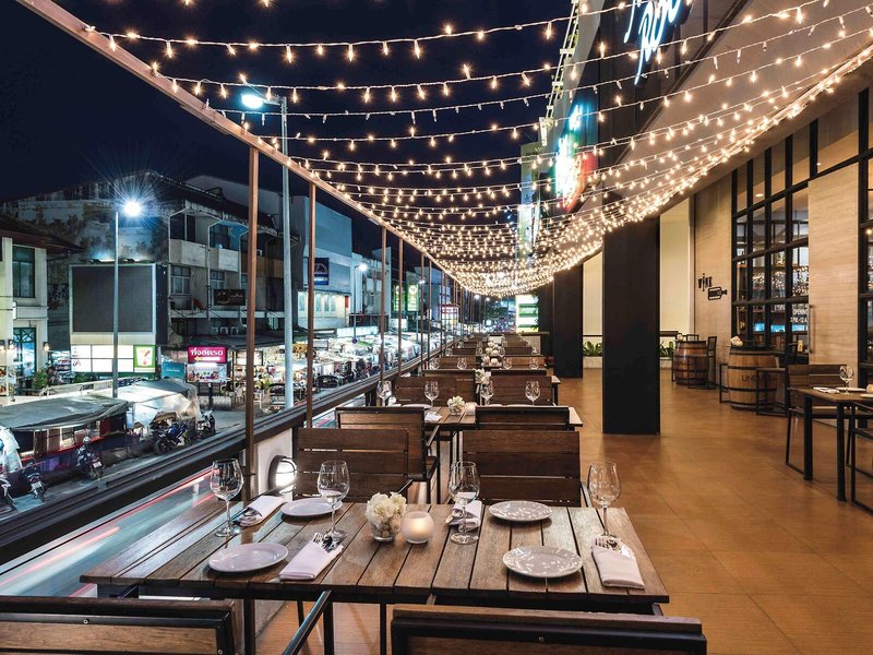 Mövenpick Suriwongse Hotel  9