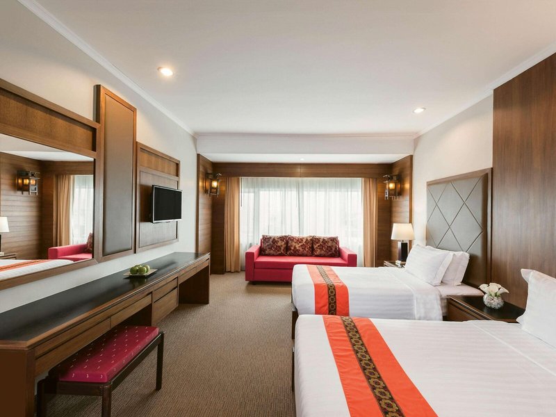 Mövenpick Suriwongse Hotel  20