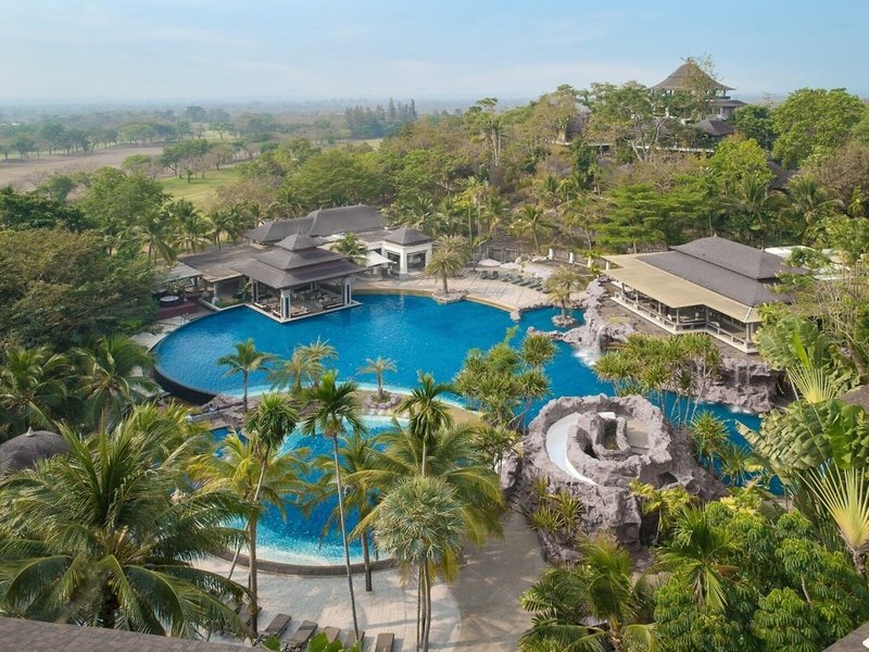 Springfield Village Golf 16