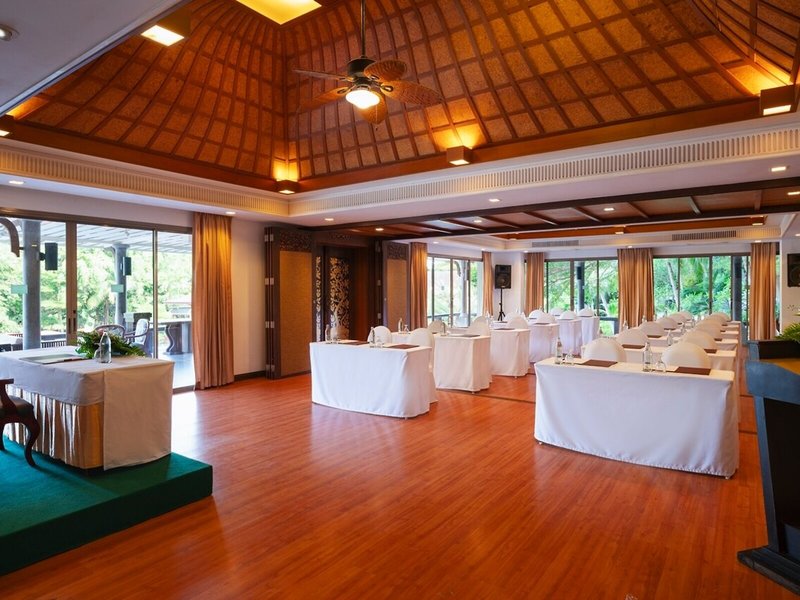 Springfield Village Golf 27