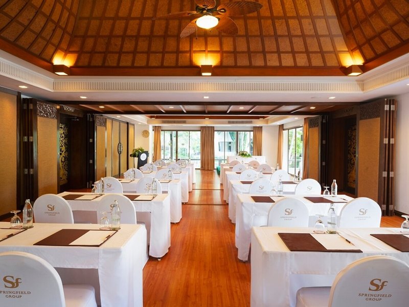 Springfield Village Golf 28