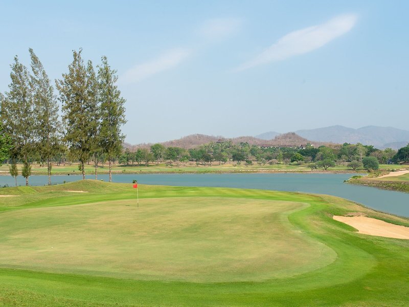 Springfield Village Golf 42