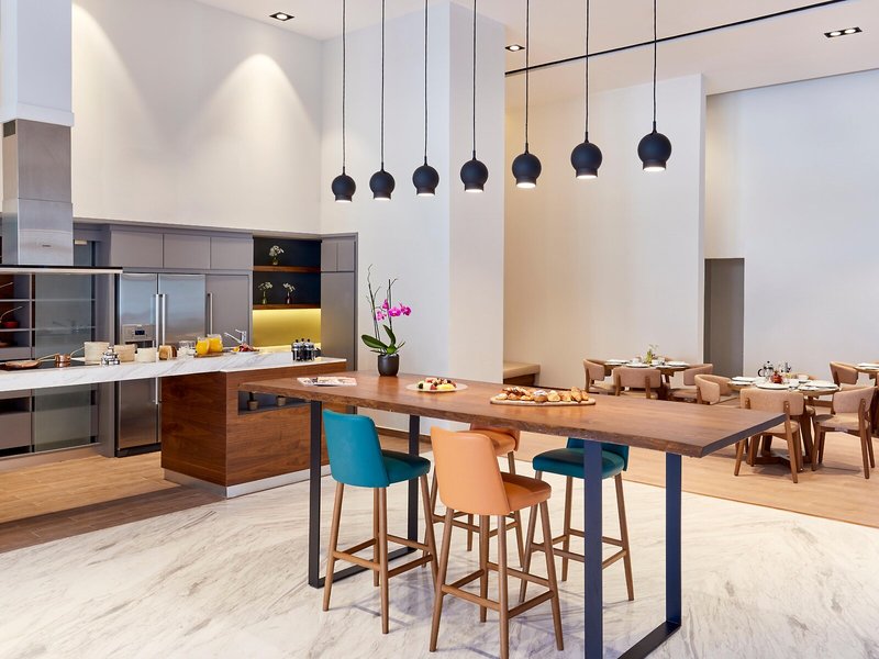 Staybridge Suites Doha Lusail 12