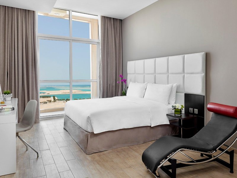 Staybridge Suites Doha Lusail 36