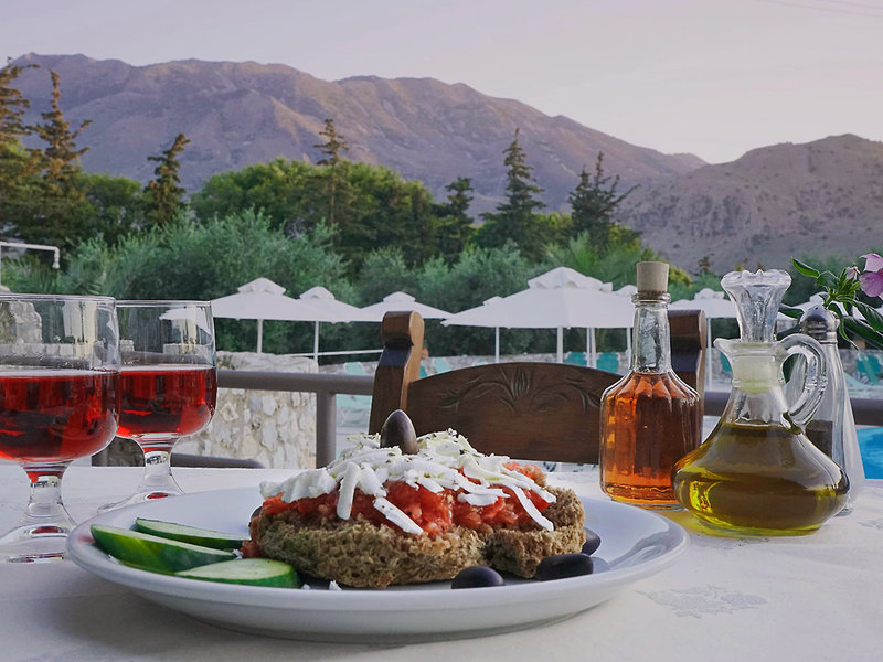 Vardis Olive Garden 9