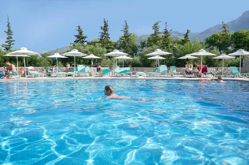 Vardis Olive Garden 13