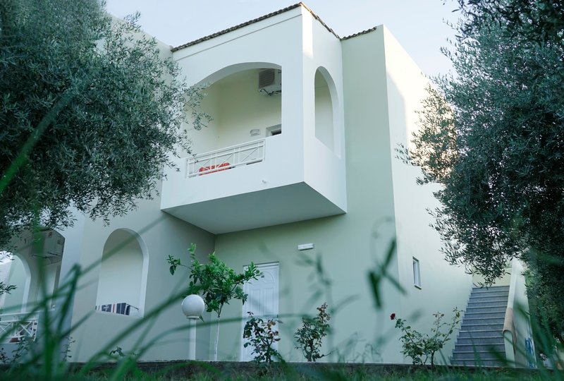 Vardis Olive Garden 26