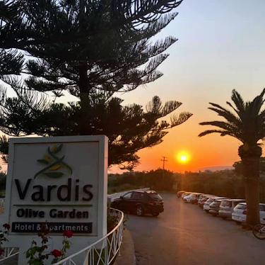 Vardis Olive Garden 41