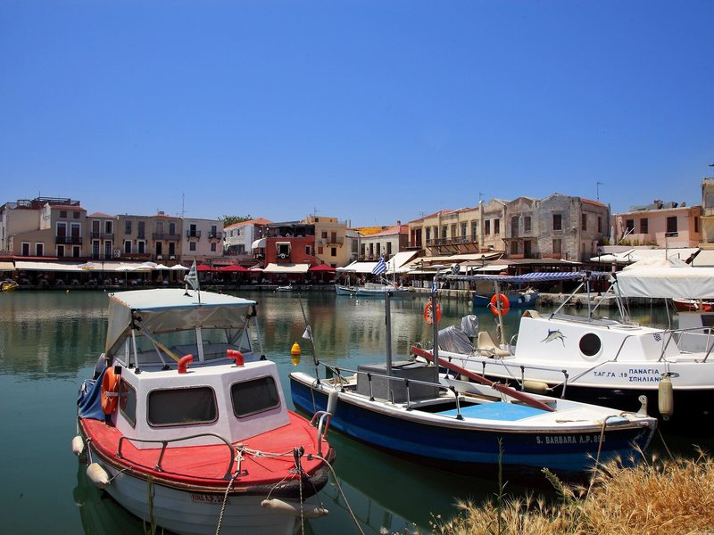 Vardis Olive Garden 4