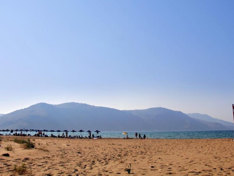 Vardis Olive Garden 10