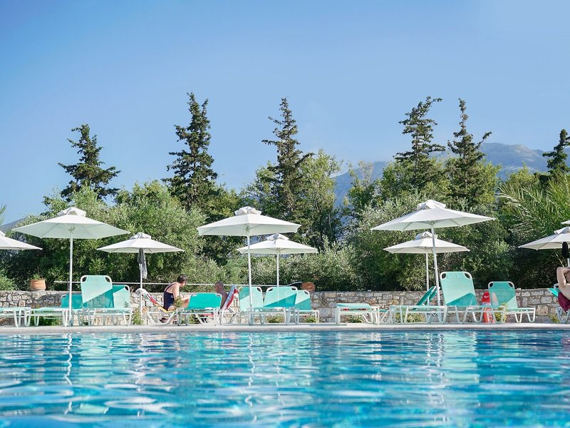 Vardis Olive Garden 15