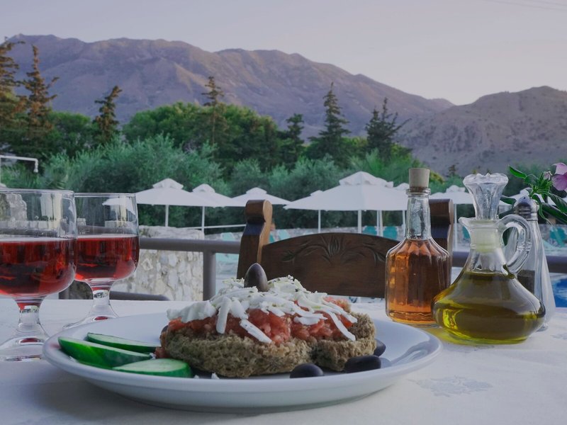 Vardis Olive Garden 20