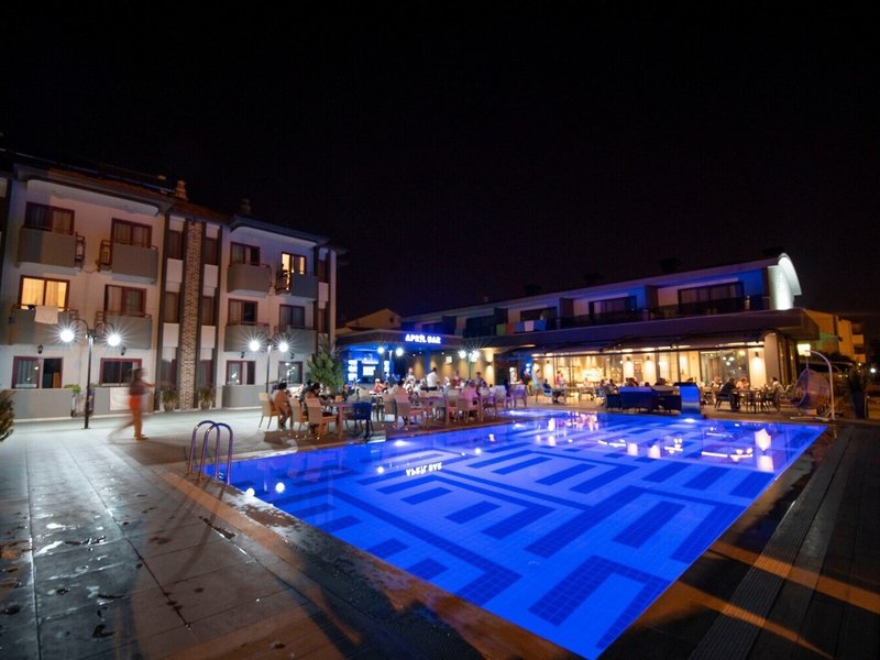 Mendos Garden Exclusive 12