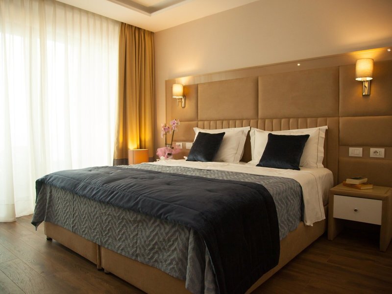 Royal G Hotel & Spa 3 - Room Example