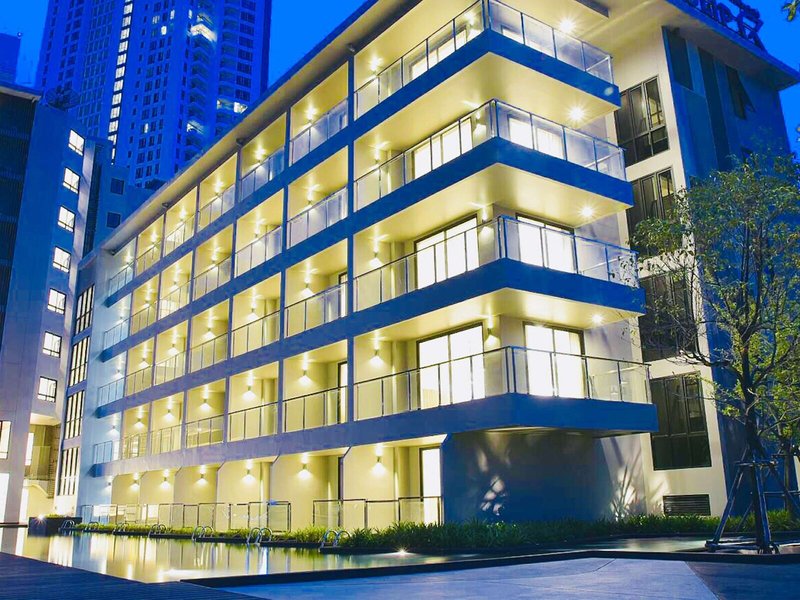 Golden Tulip Pattaya Beach Resort 1