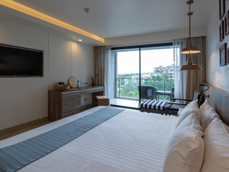 Golden Tulip Pattaya Beach Resort 34
