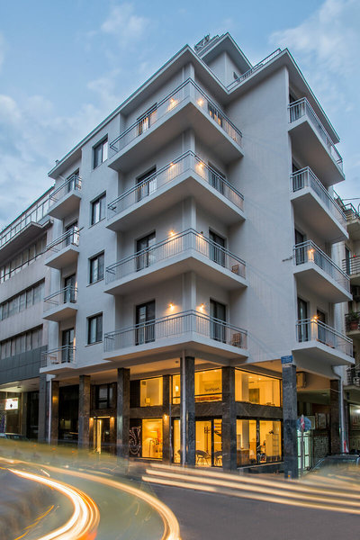 SpotApart Residences 1