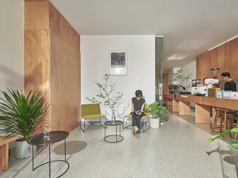 Express by M Village Dong Du