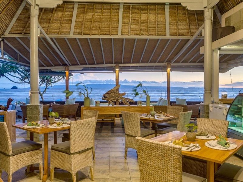 Alam Candi Dive Resort 5