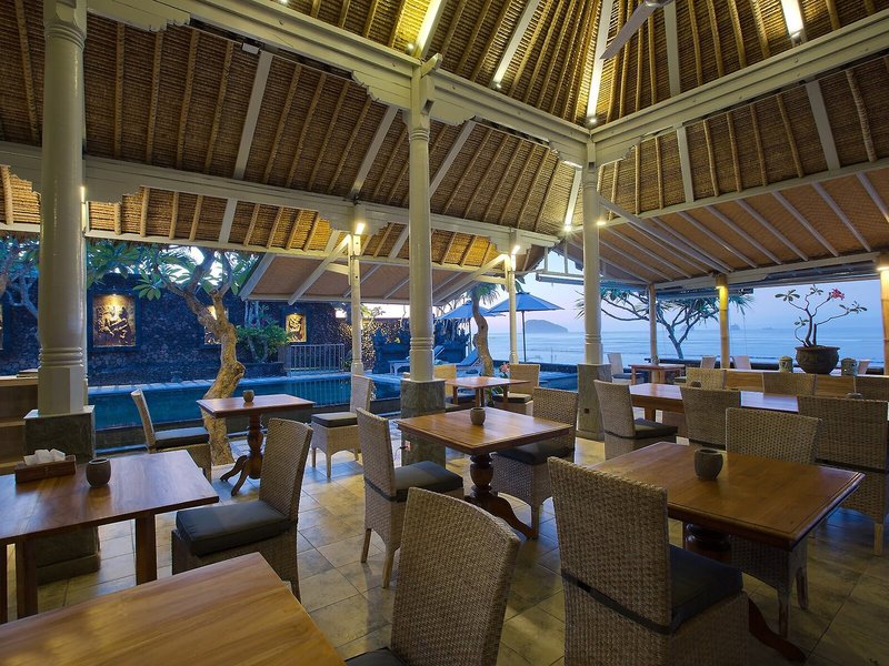 Alam Candi Dive Resort 13