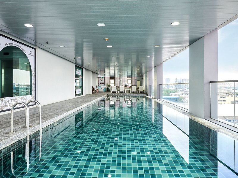 TK Palace Hotel 8