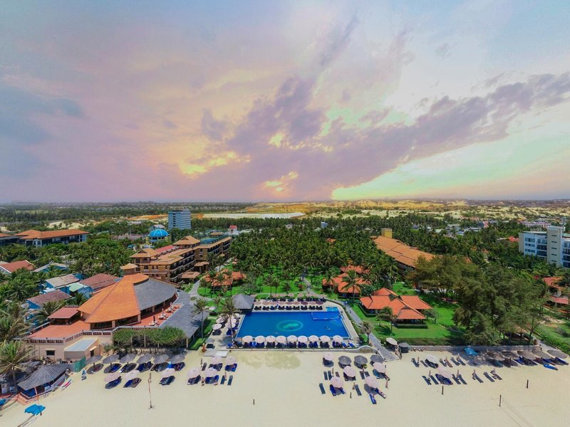Seahorse Resort & Spa 8
