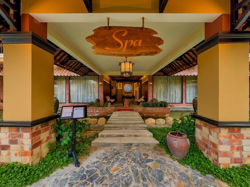 Seahorse Resort & Spa 12