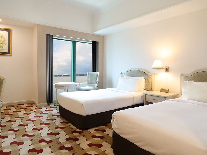 Berjaya Waterfront Hotel 30
