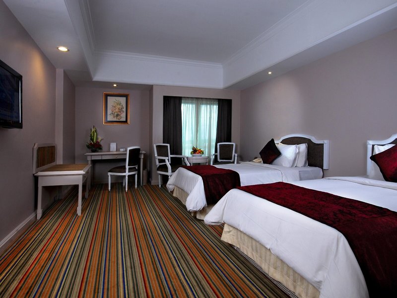Berjaya Waterfront Hotel 40