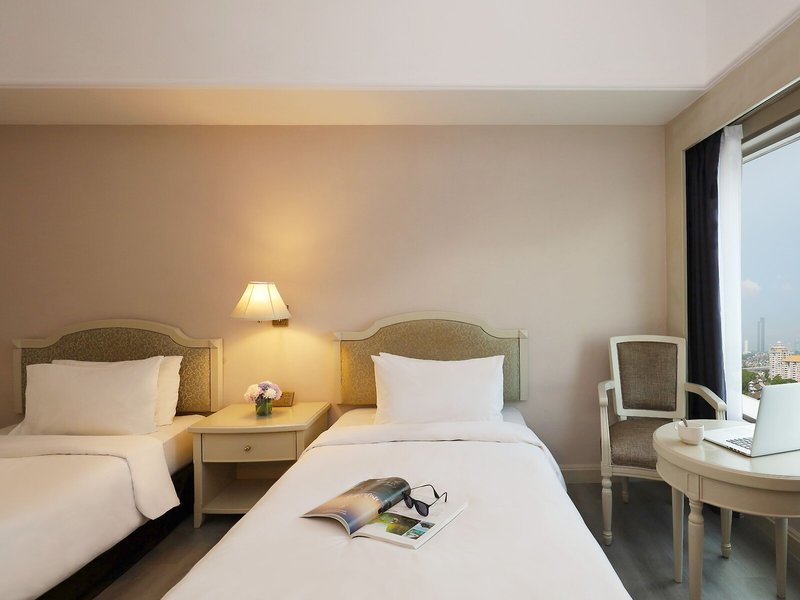 Berjaya Waterfront Hotel 42