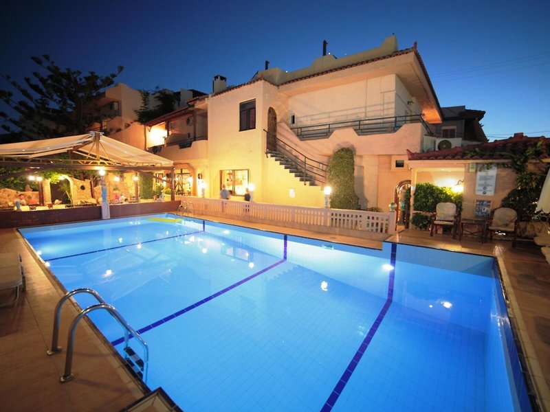 Erato Hotel 11