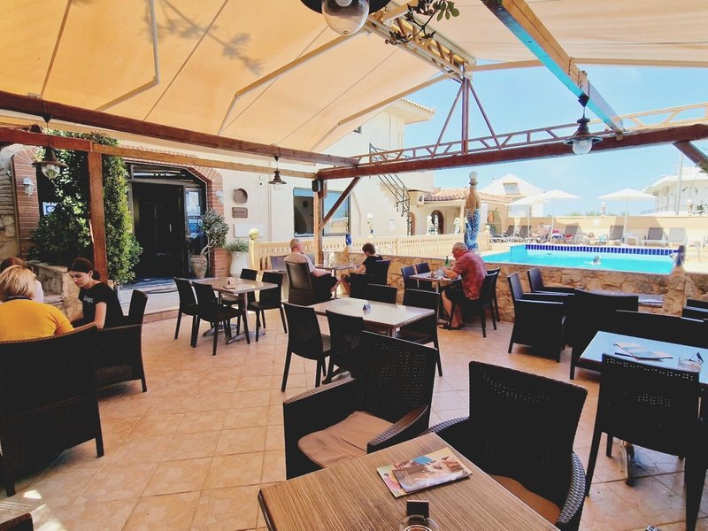 Erato Hotel 14