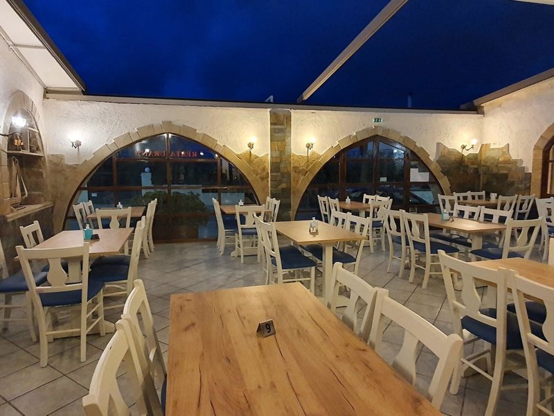 Erato Hotel 18