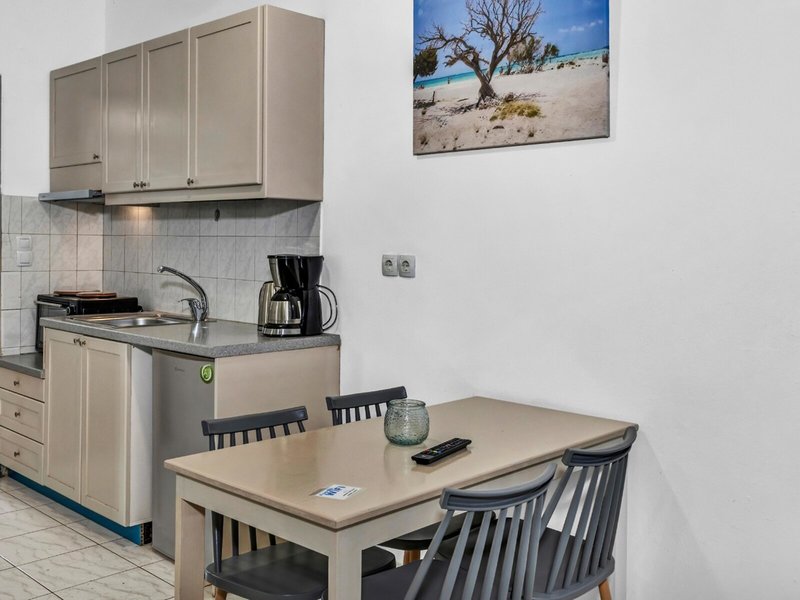 Erato Hotel 44