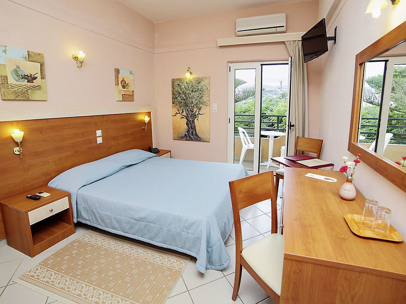 Erato Hotel 5