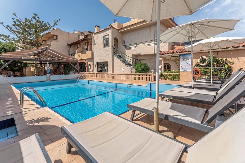 Erato Hotel 1